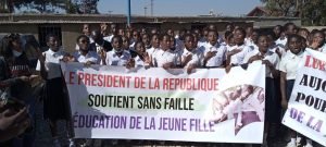 Marche des élèves du lycée Lubusha